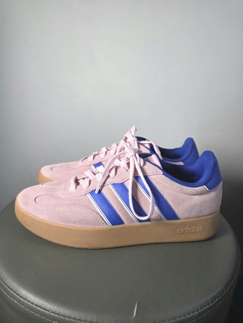 Adidas Barreda Sneakers Pink Suede Blue Three Stripe Gum Sole Shoes  Sz 9